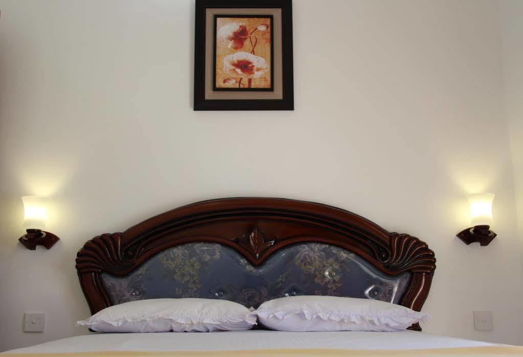Holiday Fashion Inn Negombo Dış mekan fotoğraf